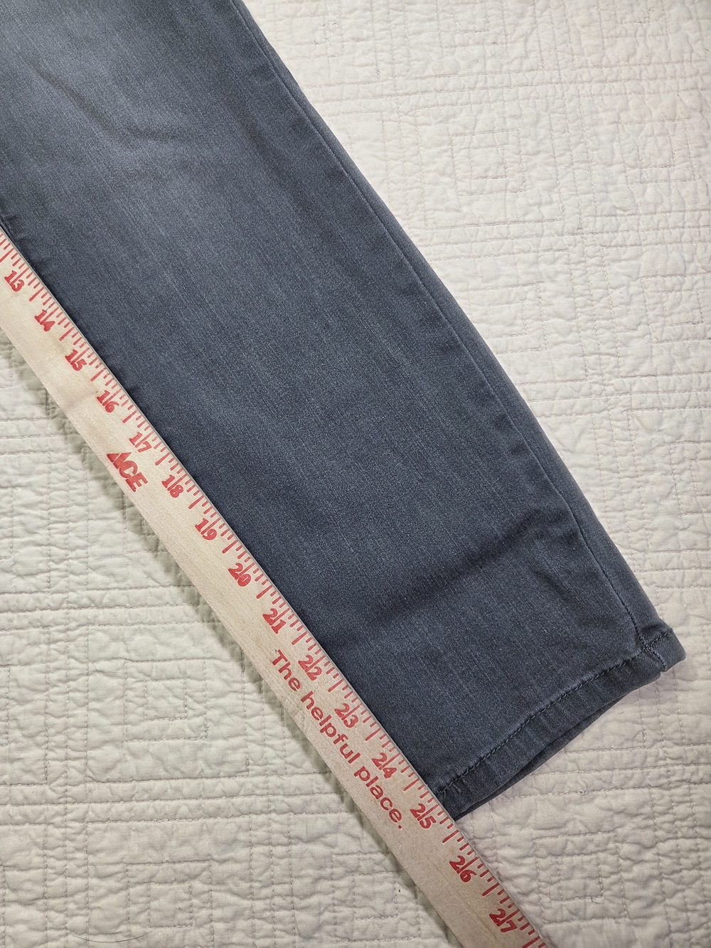 BUFFALO David Bitton Jeans Women’s 10 Gray Aubrey Mid Rise Super Soft Capri - Picture 6 of 11